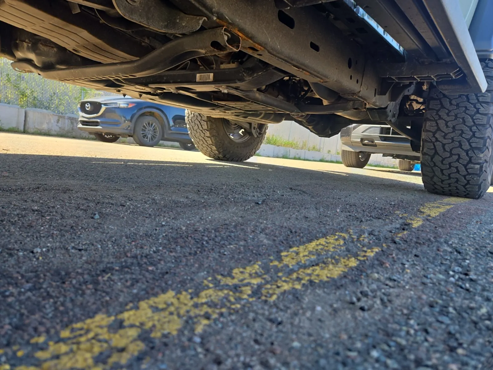 Undercarriage - Driver Photo
