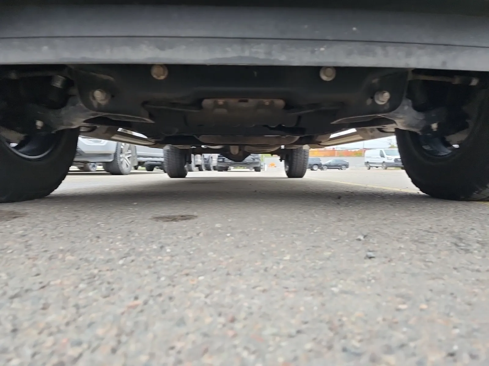 Undercarriage - Front Photo