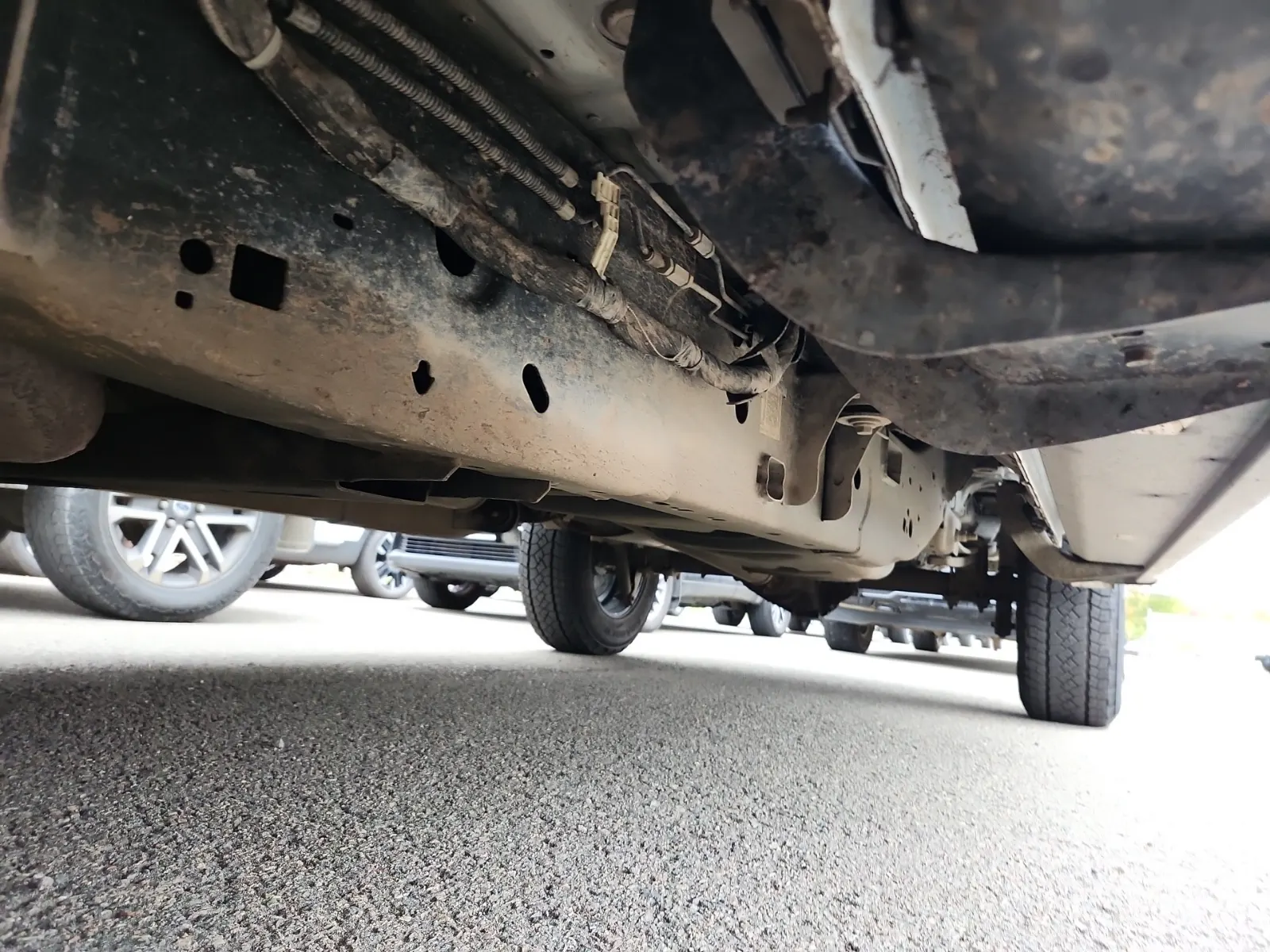 Undercarriage - Driver Photo