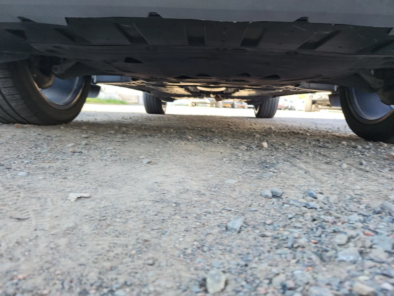 Undercarriage - Front Photo