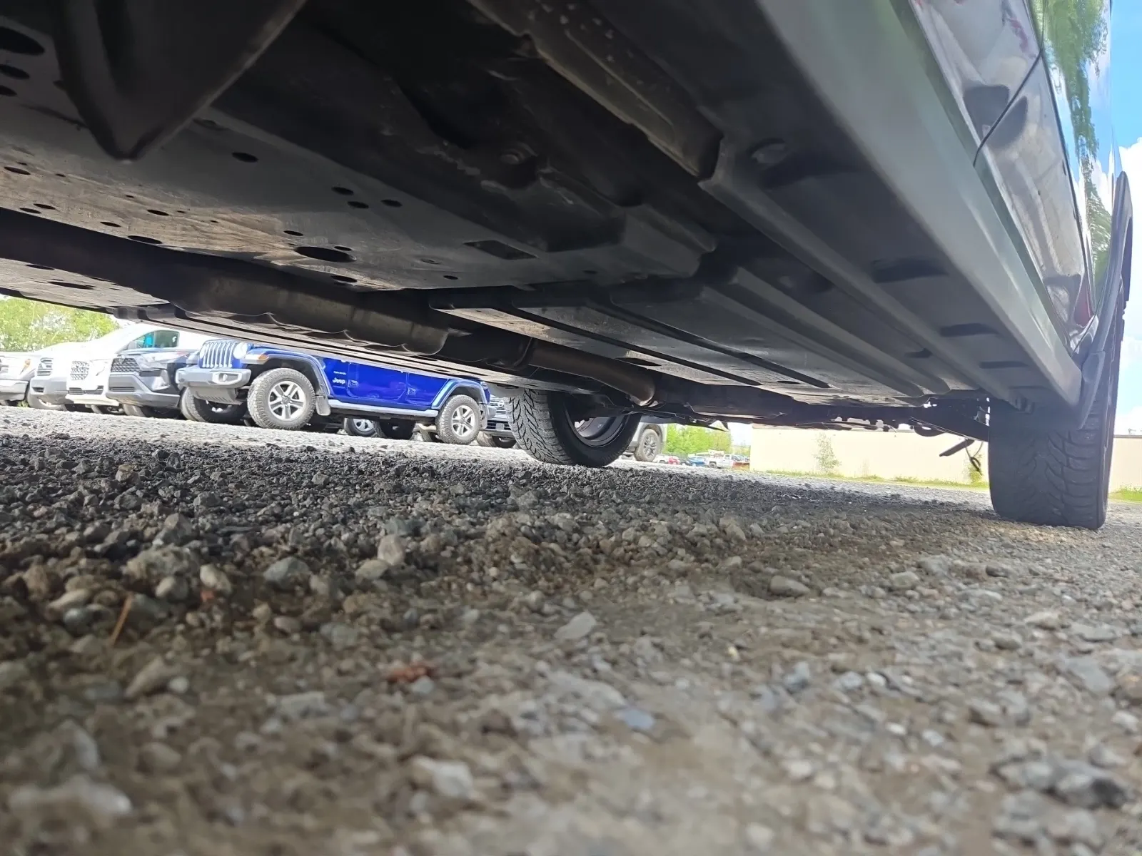 Undercarriage - Passenger Photo