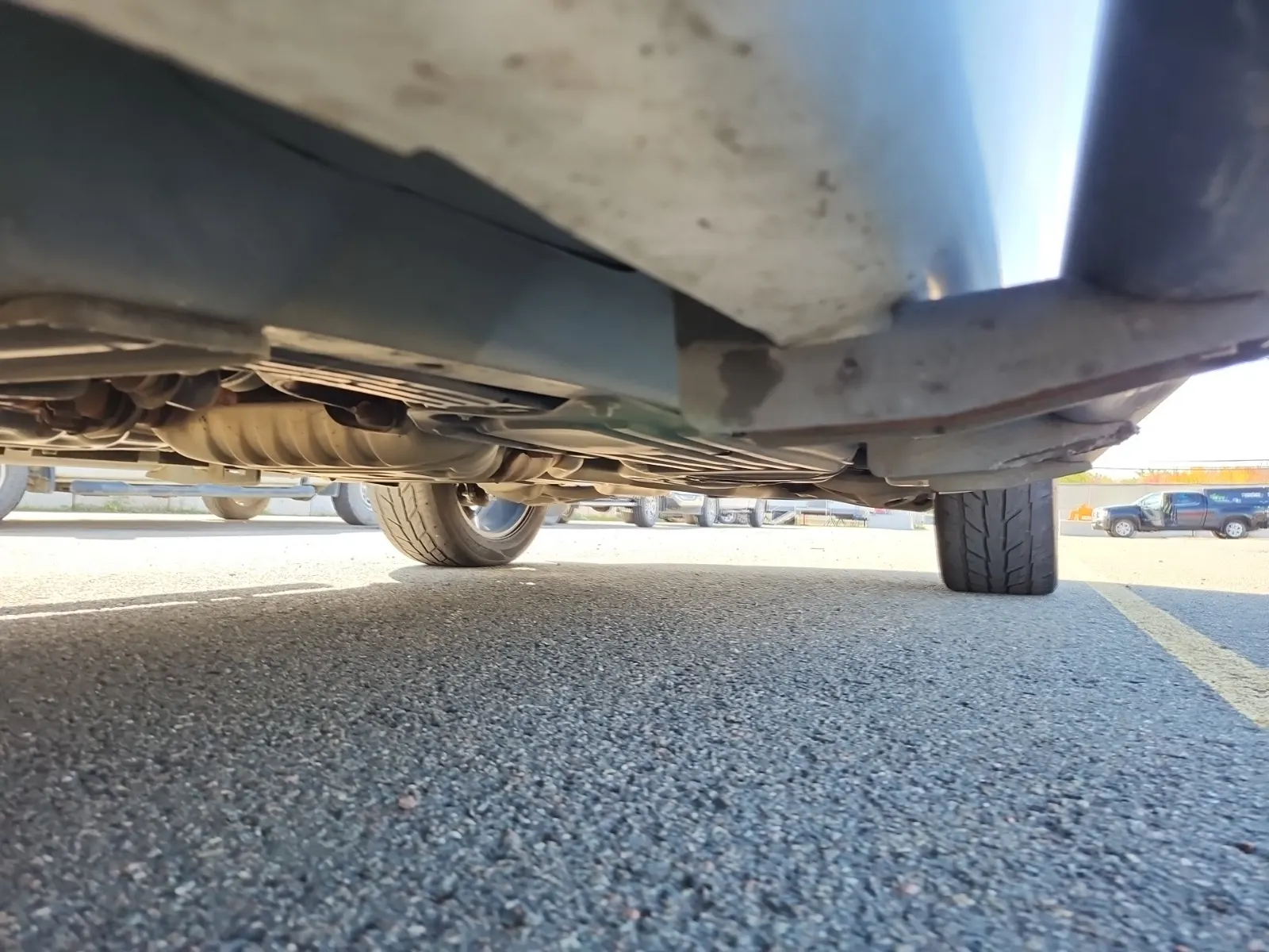 Undercarriage - Driver Photo