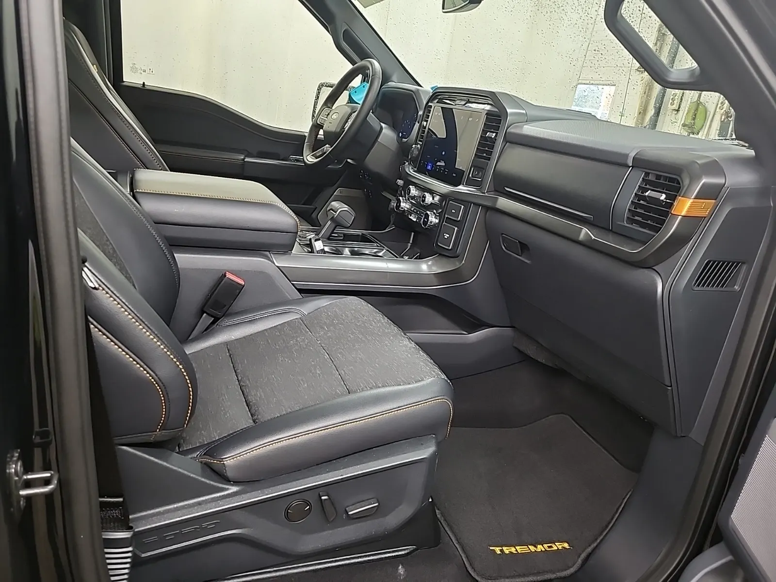 Right Side Interior Photo