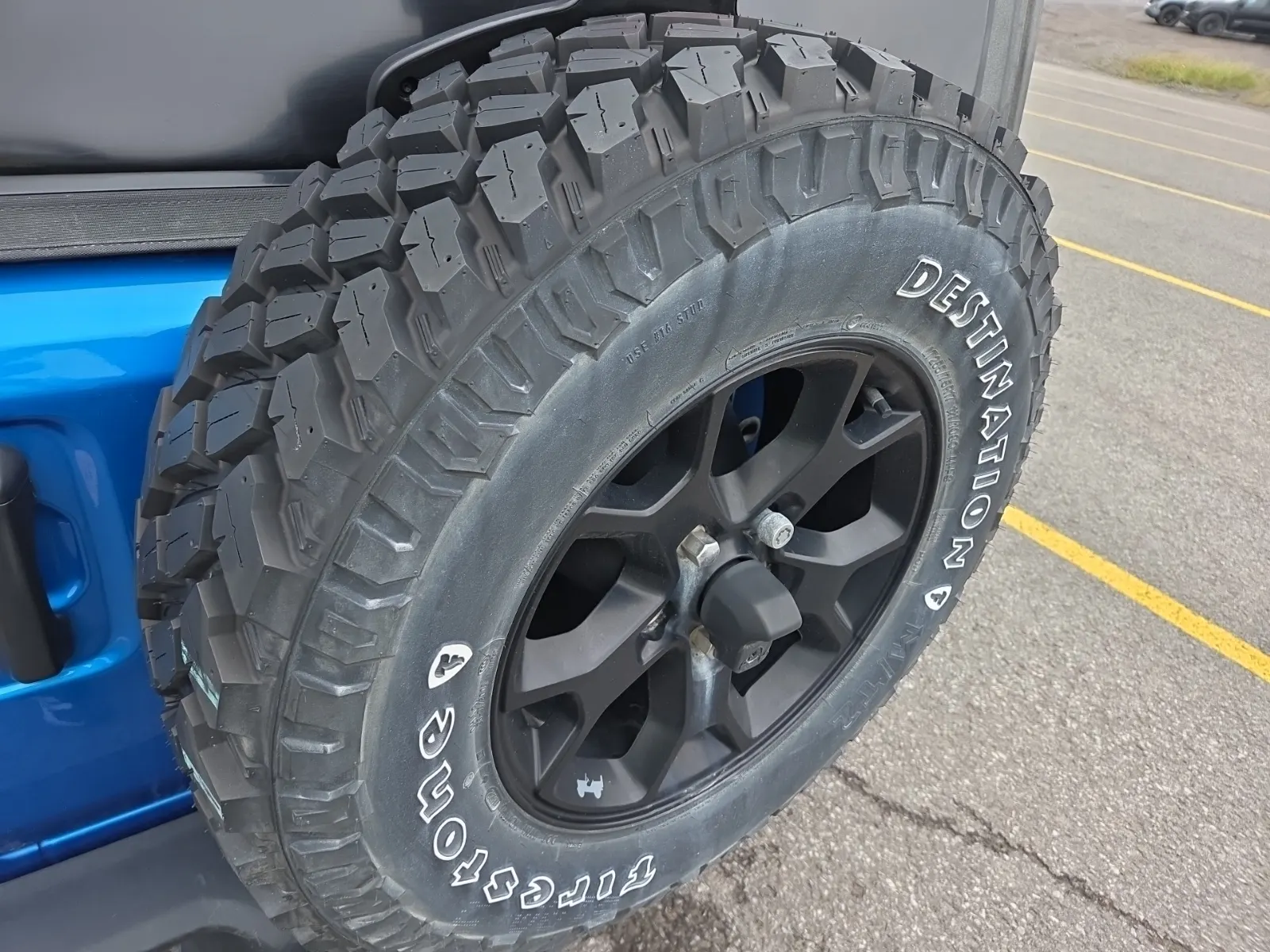 Spare Tire & Wheel Photo