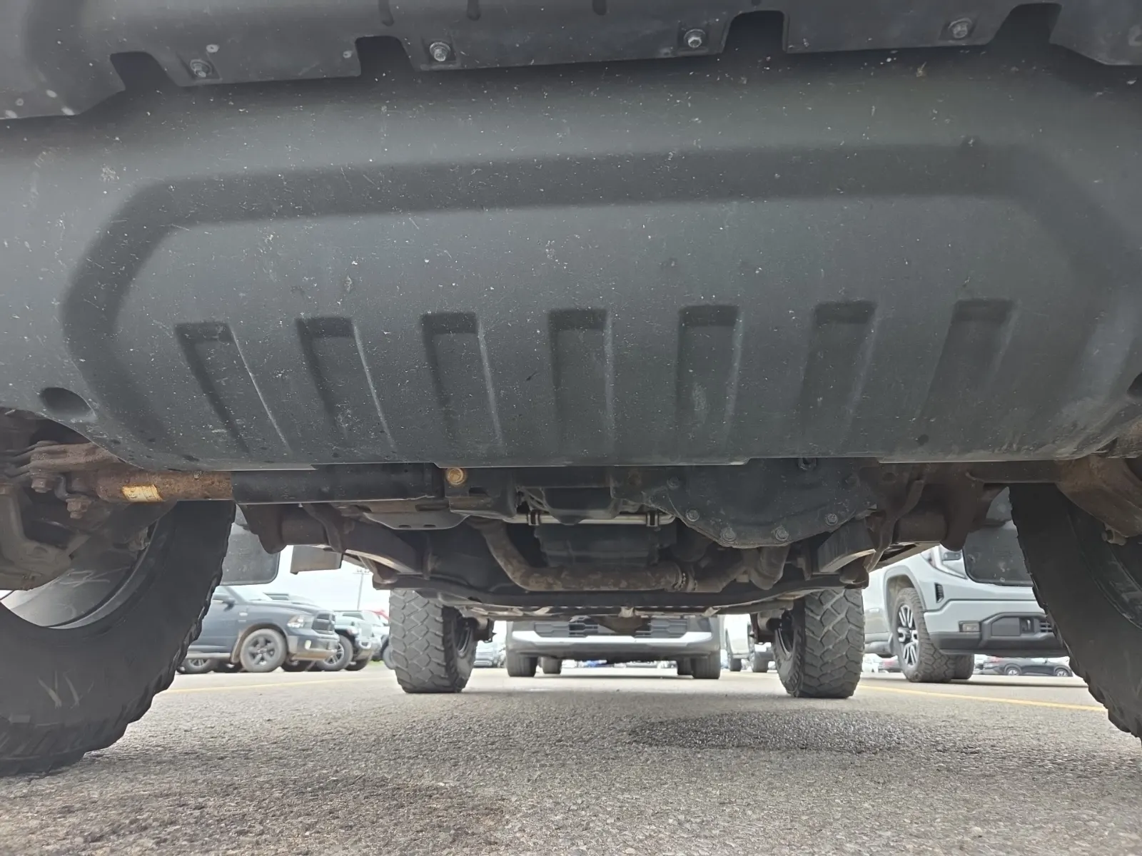 Undercarriage - Front Photo