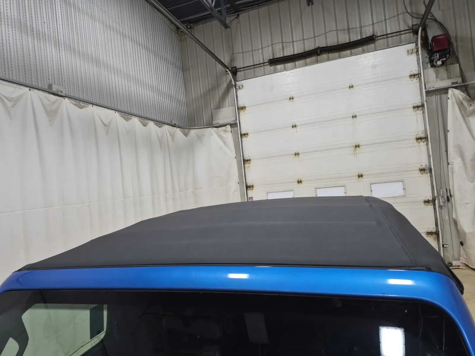 Exterior Roof Photo