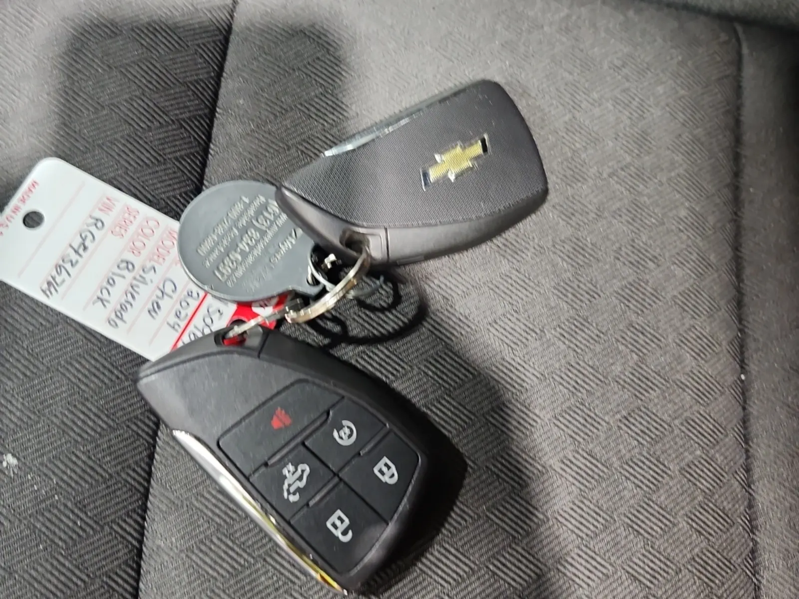 Keys/Fobs/Manual Photo