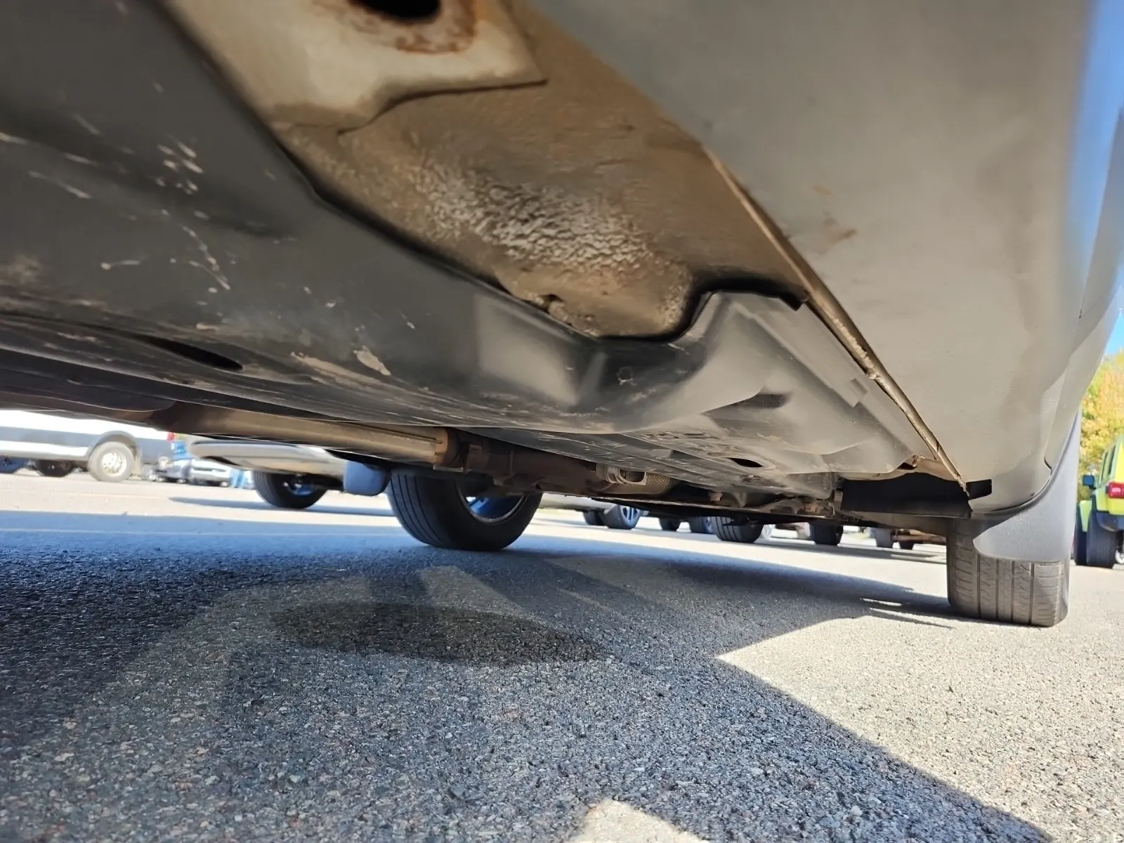Undercarriage - Passenger Photo