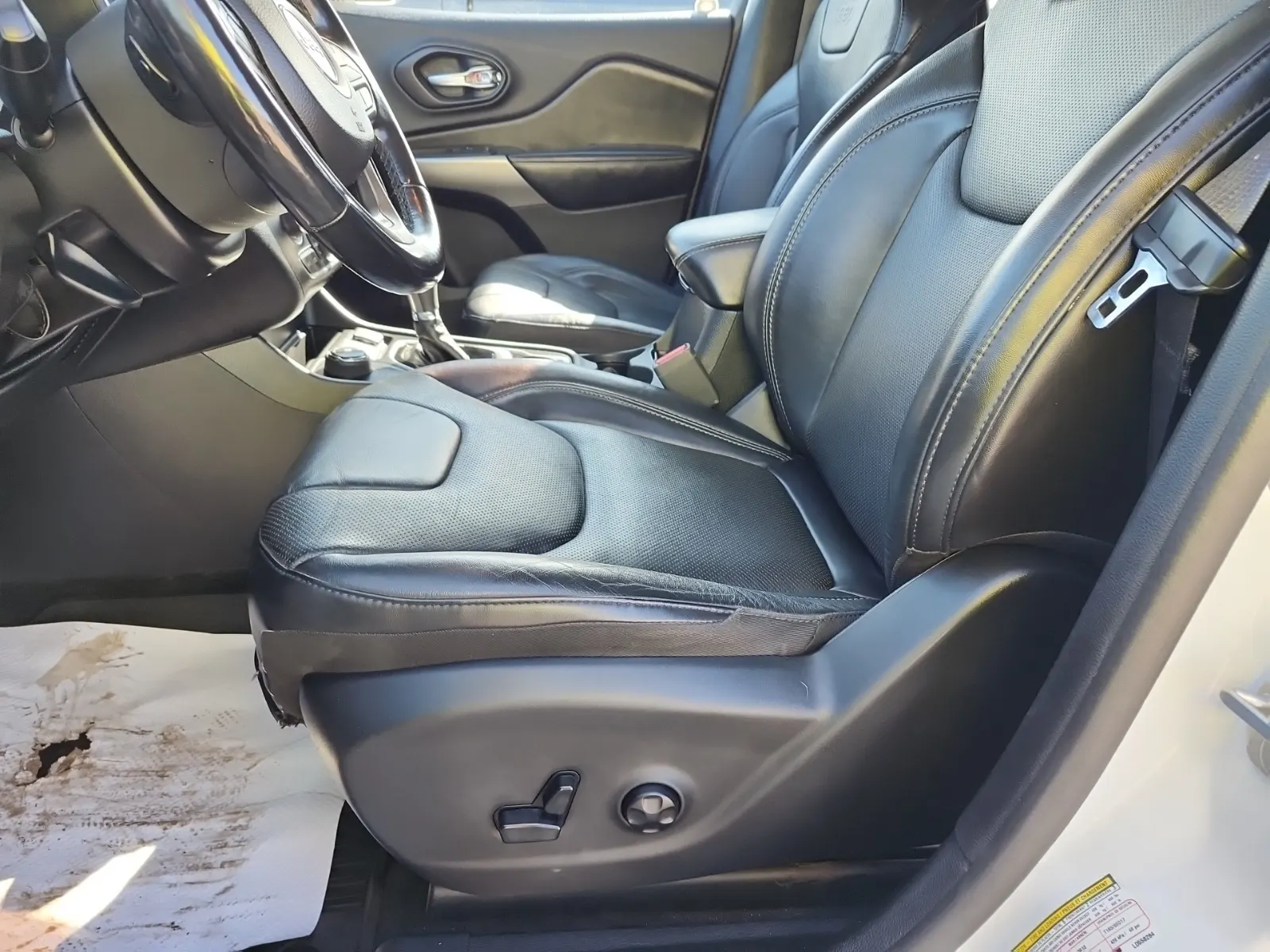 Front Interior Photo