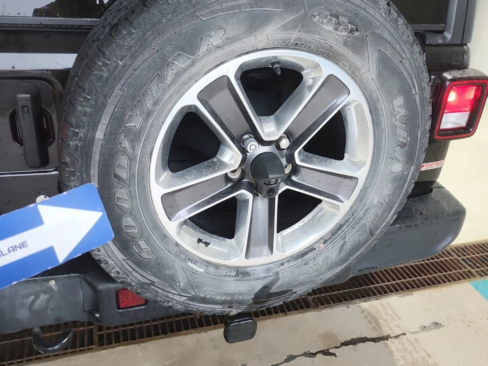 Spare Tire & Wheel Photo