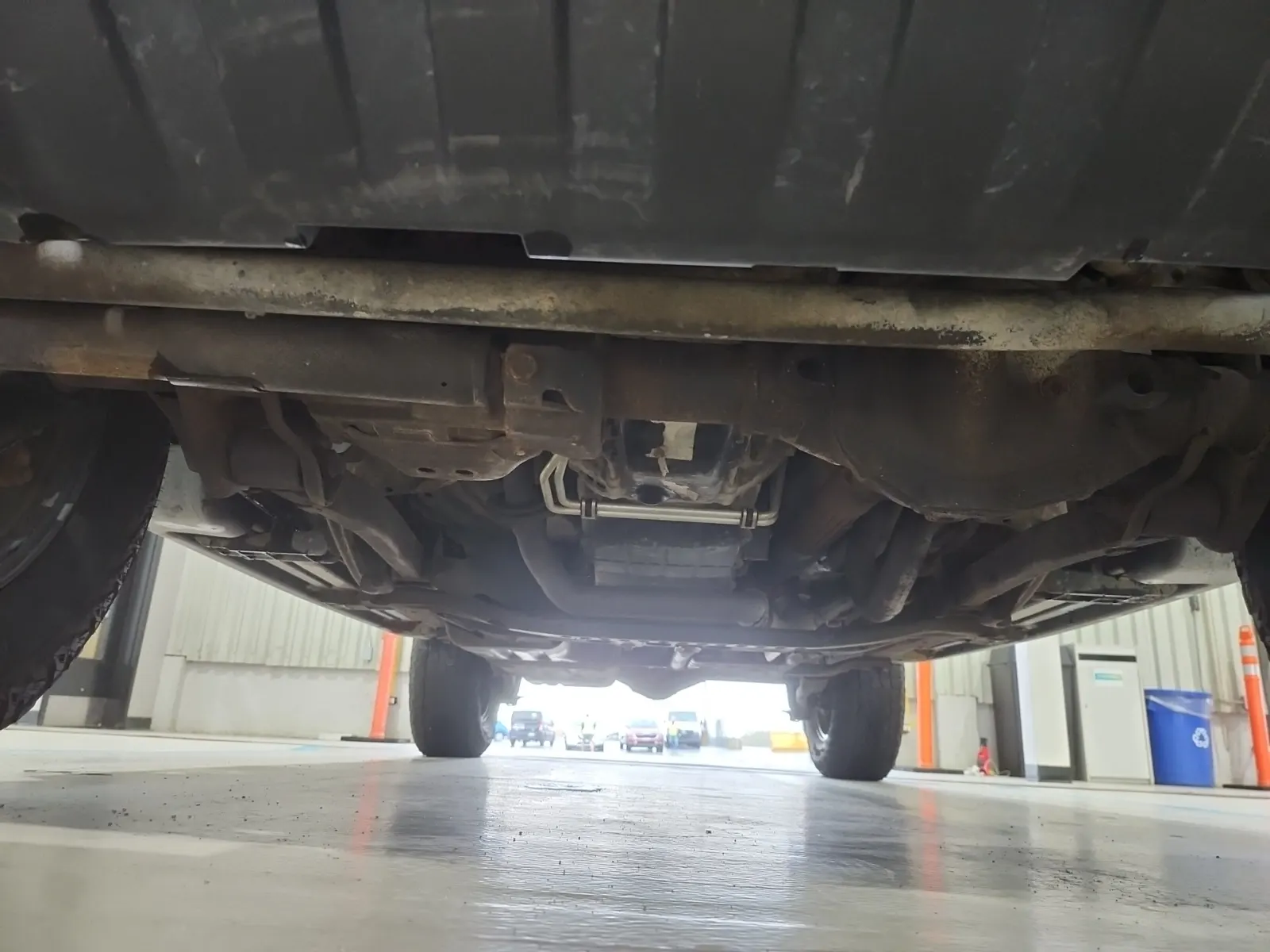 Undercarriage - Front Photo