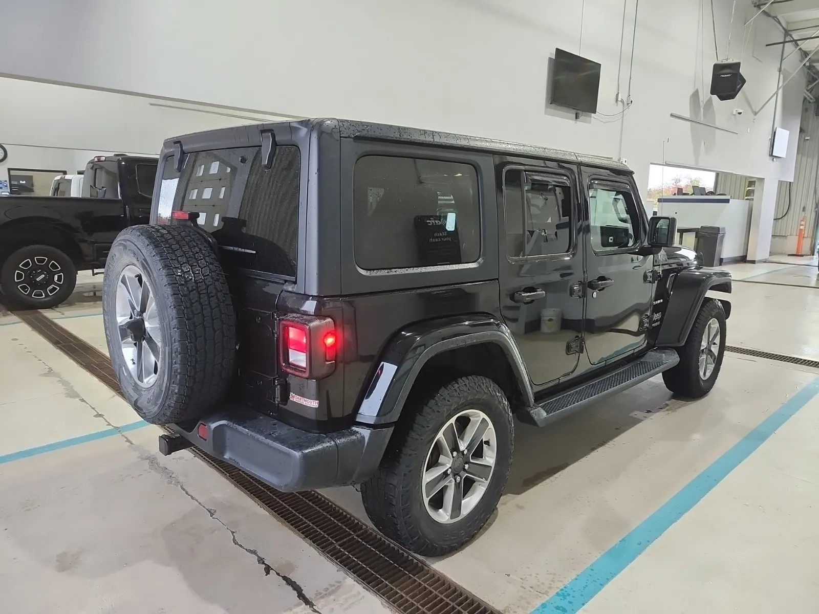 Passenger Rear 3/4 Photo