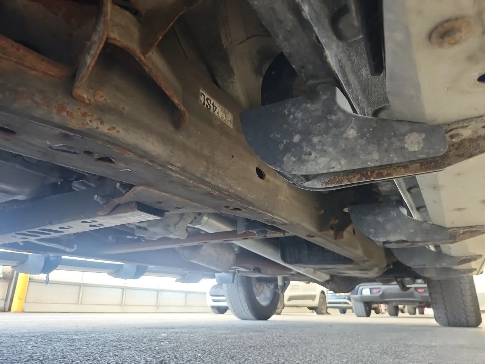Undercarriage - Driver Photo
