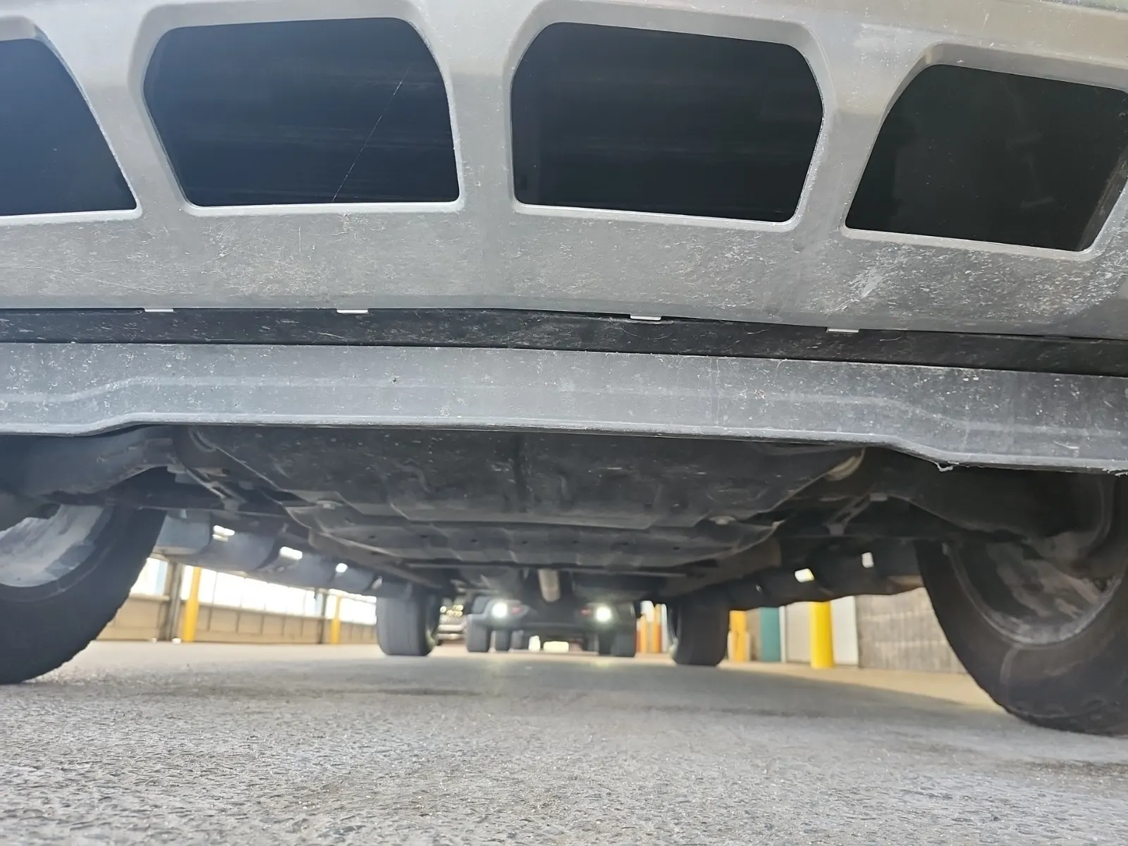 Undercarriage - Front Photo