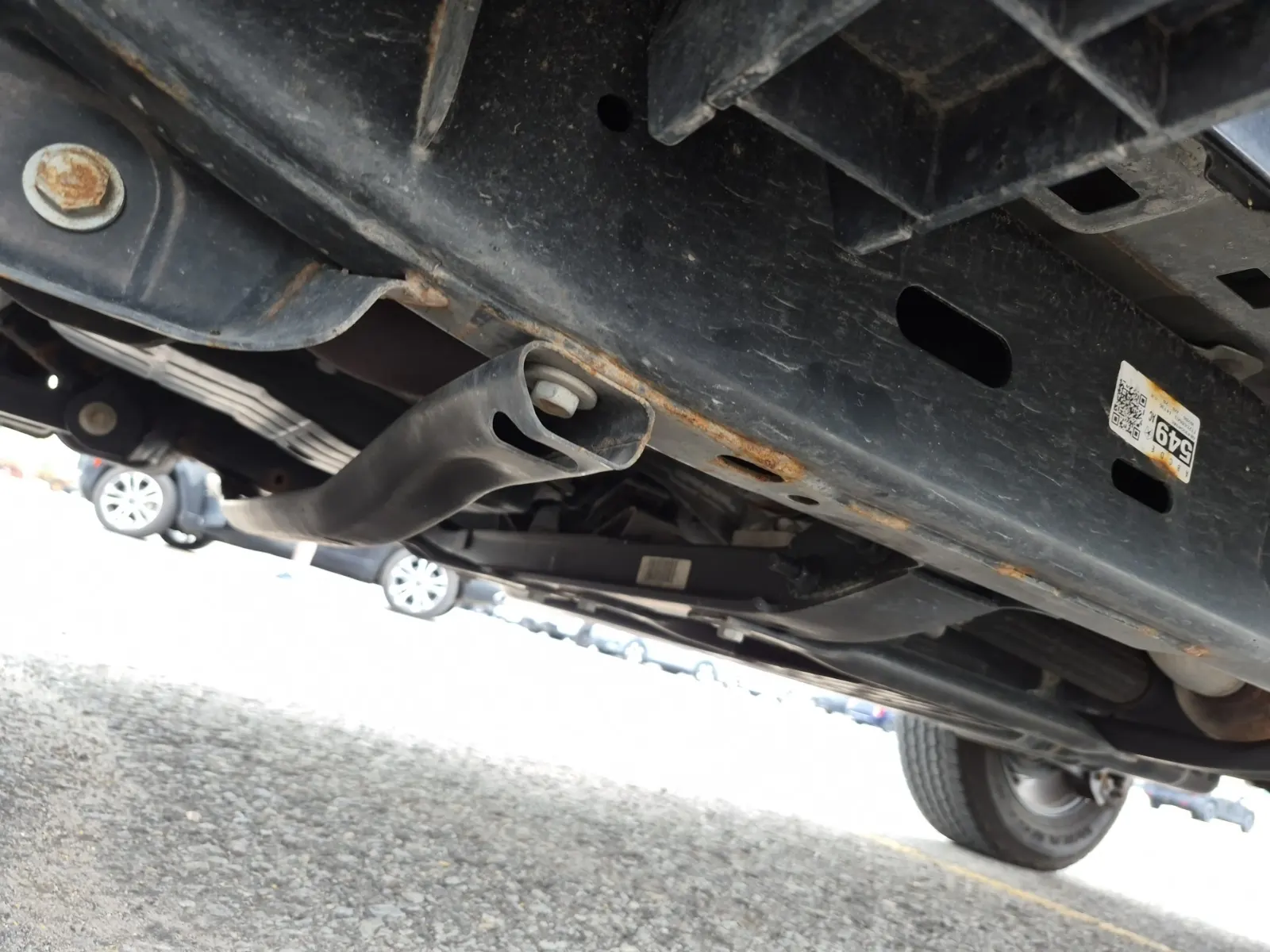 Undercarriage - Driver Photo