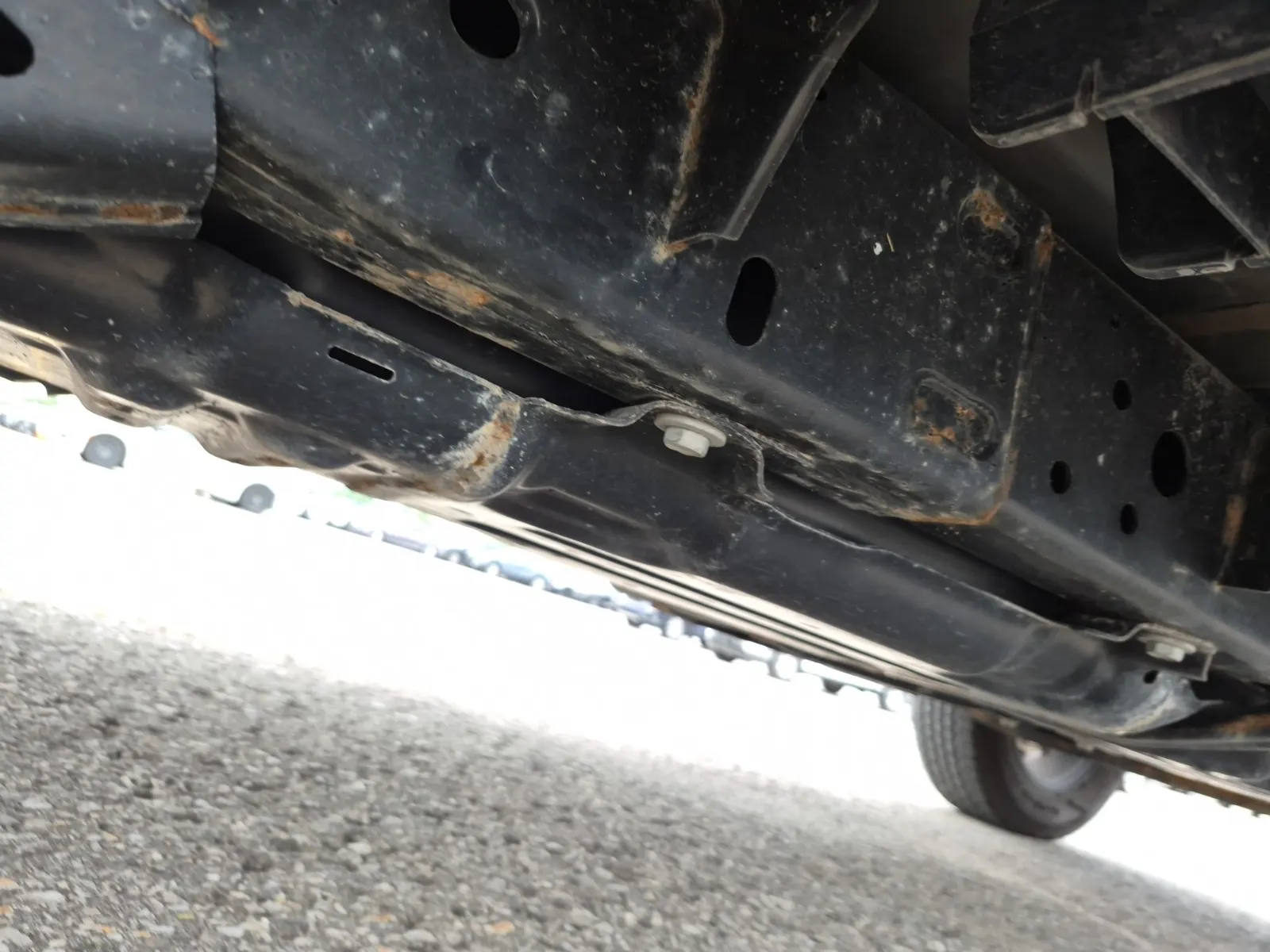 Undercarriage - Passenger Photo