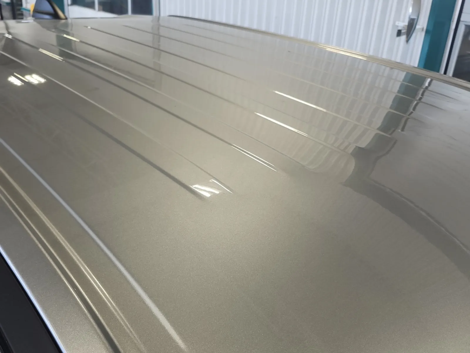 Exterior Roof Photo