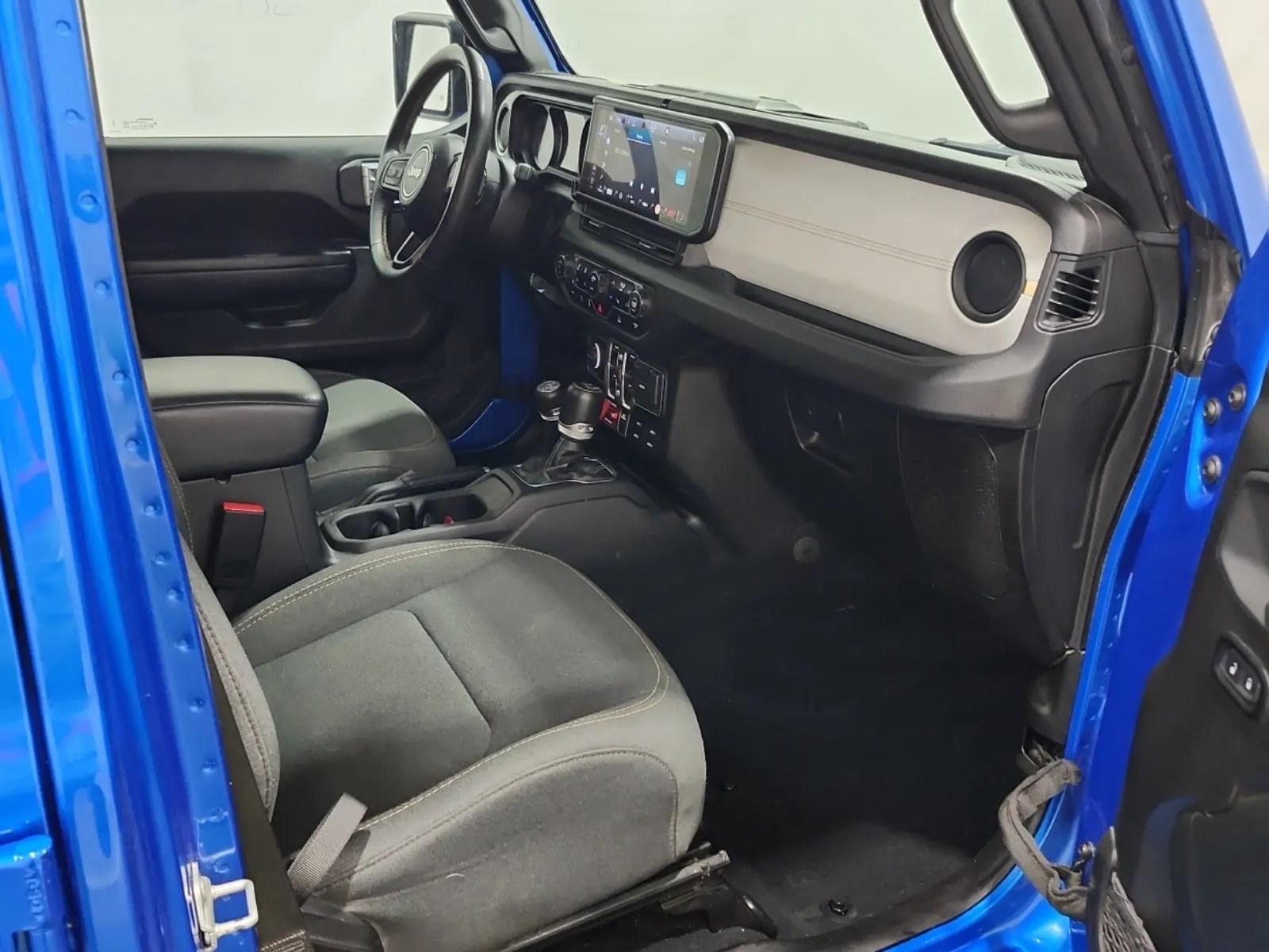 Right Side Interior Photo