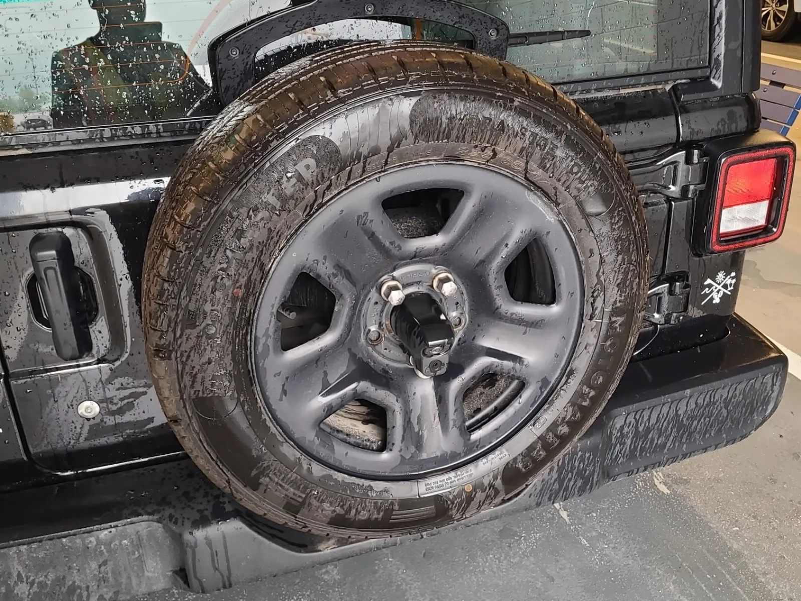 Spare Tire & Wheel Photo
