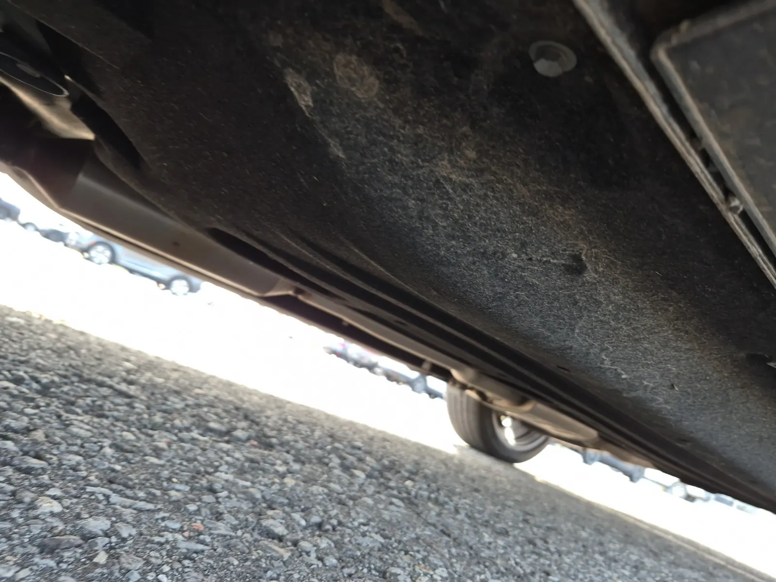 Undercarriage - Driver Photo