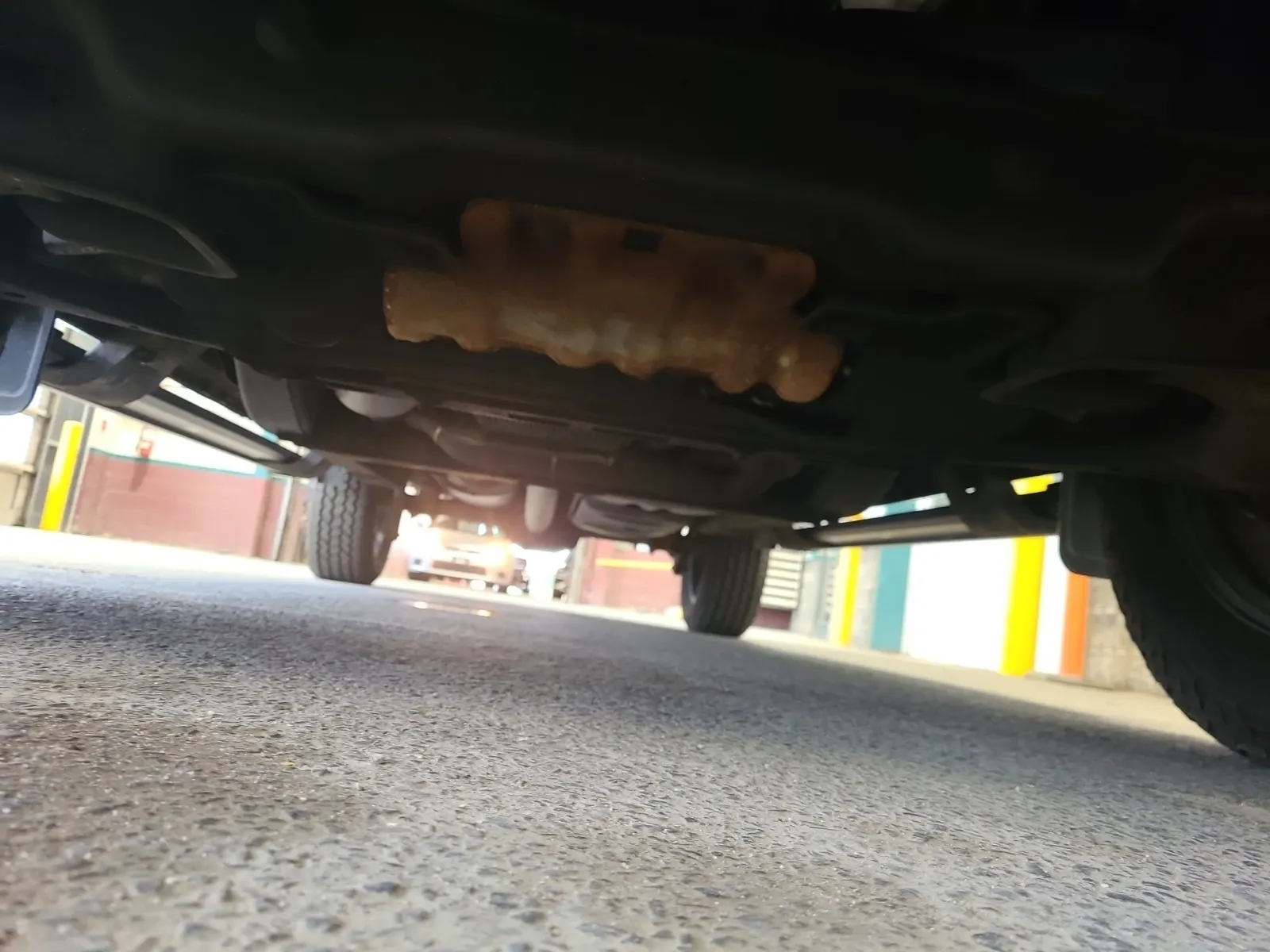Undercarriage - Front Photo