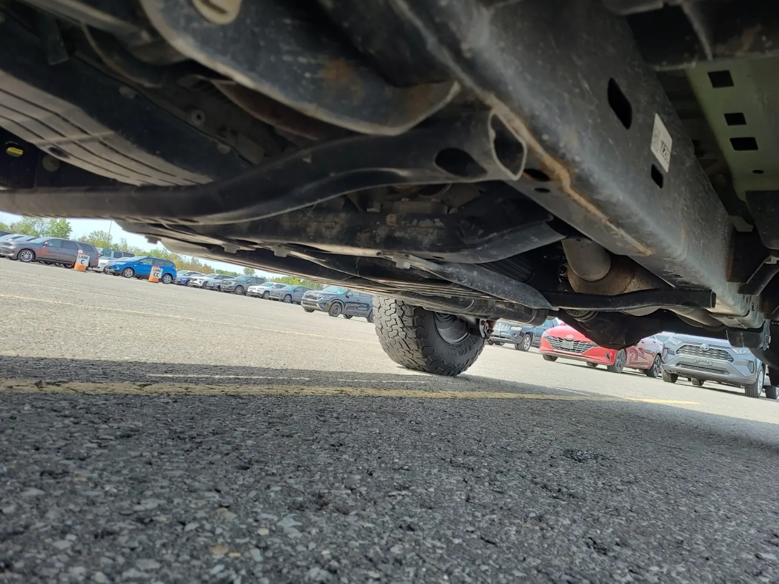 Undercarriage - Driver Photo