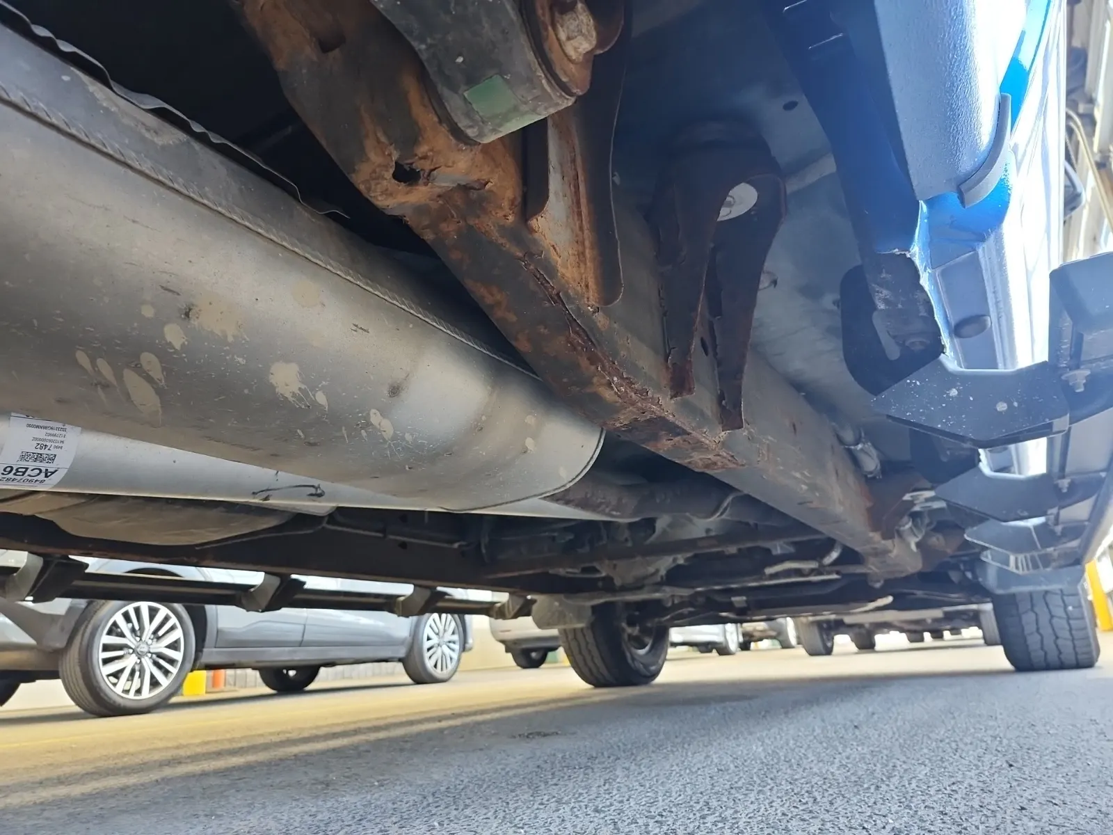 Undercarriage - Passenger Photo