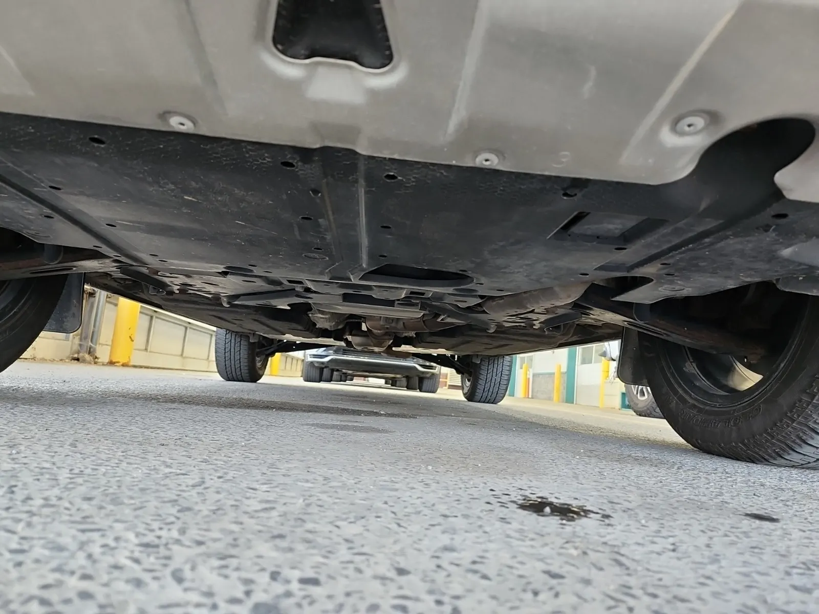 Undercarriage - Front Photo
