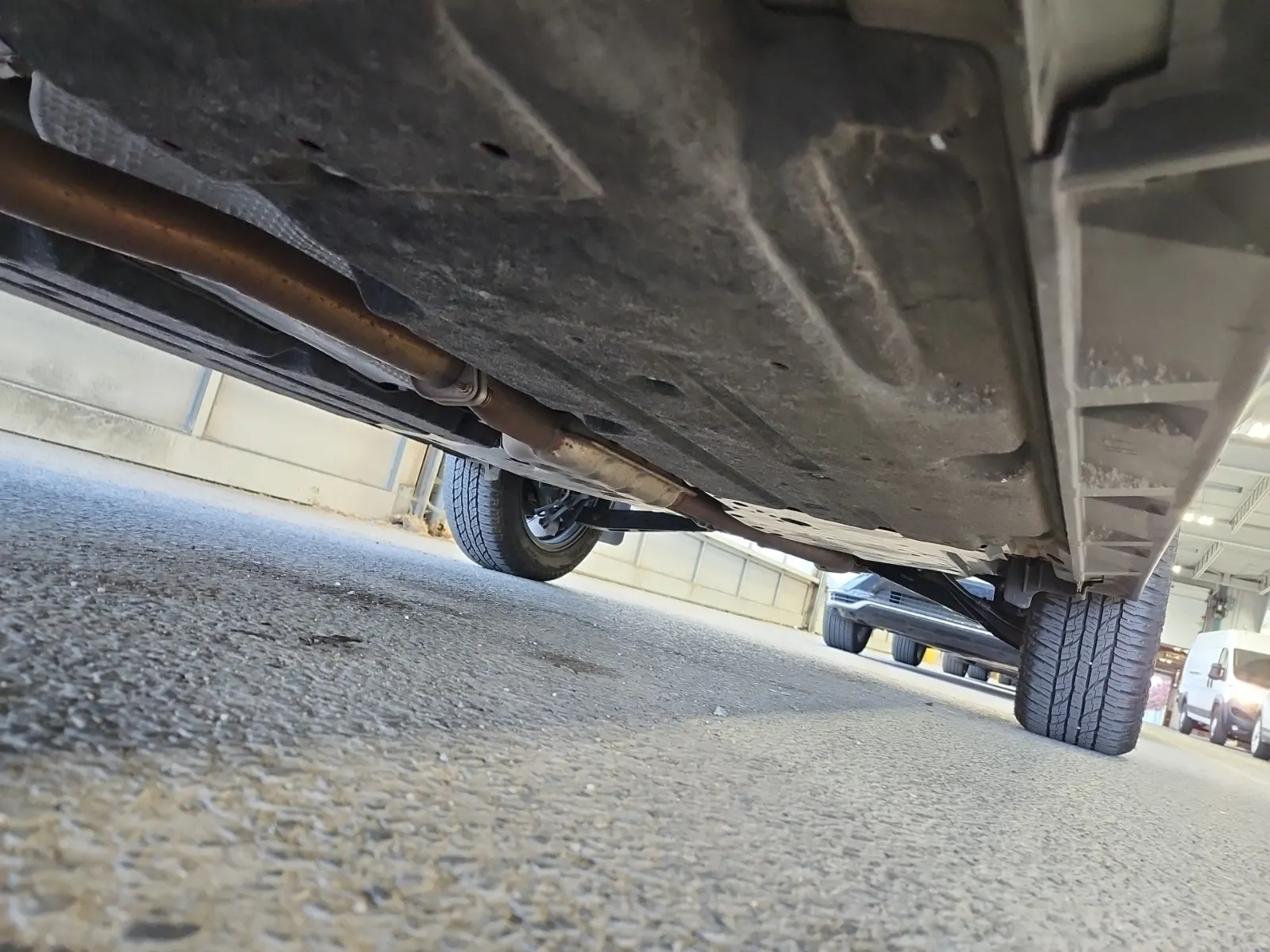 Undercarriage - Driver Photo