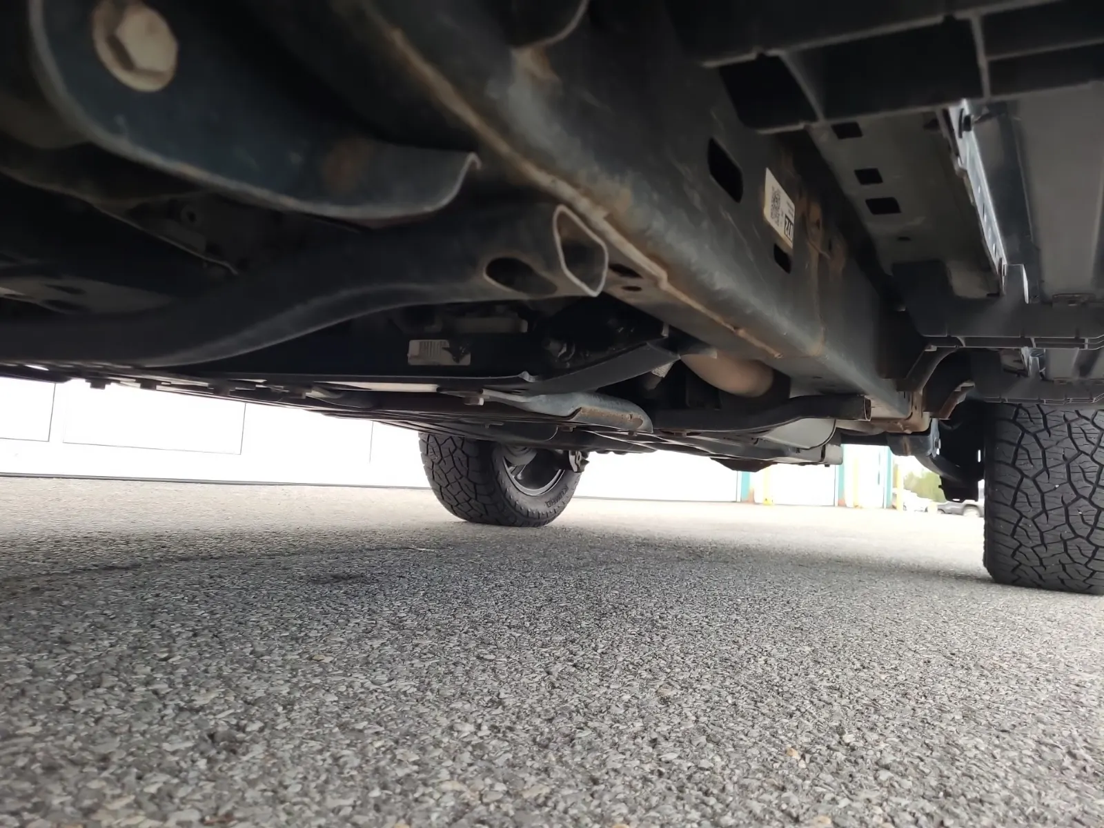 Undercarriage - Driver Photo