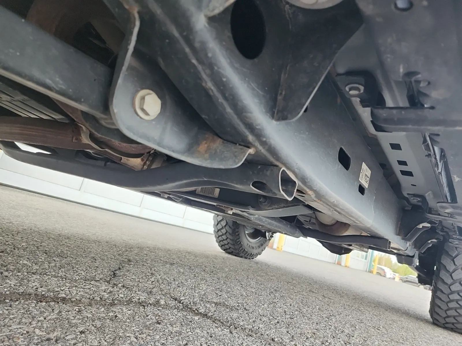 Undercarriage - Driver Photo