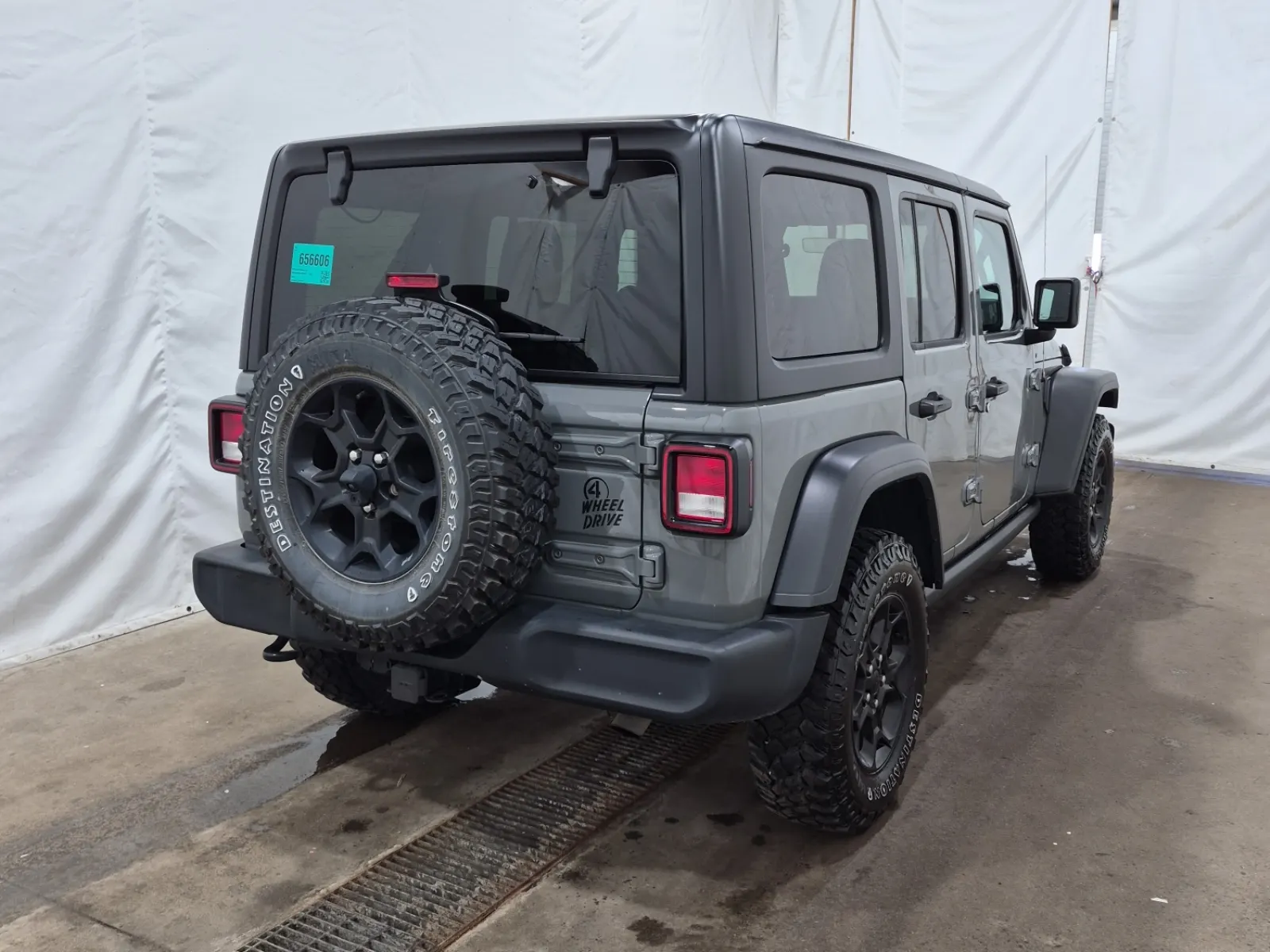 Passenger Rear 3/4 Photo