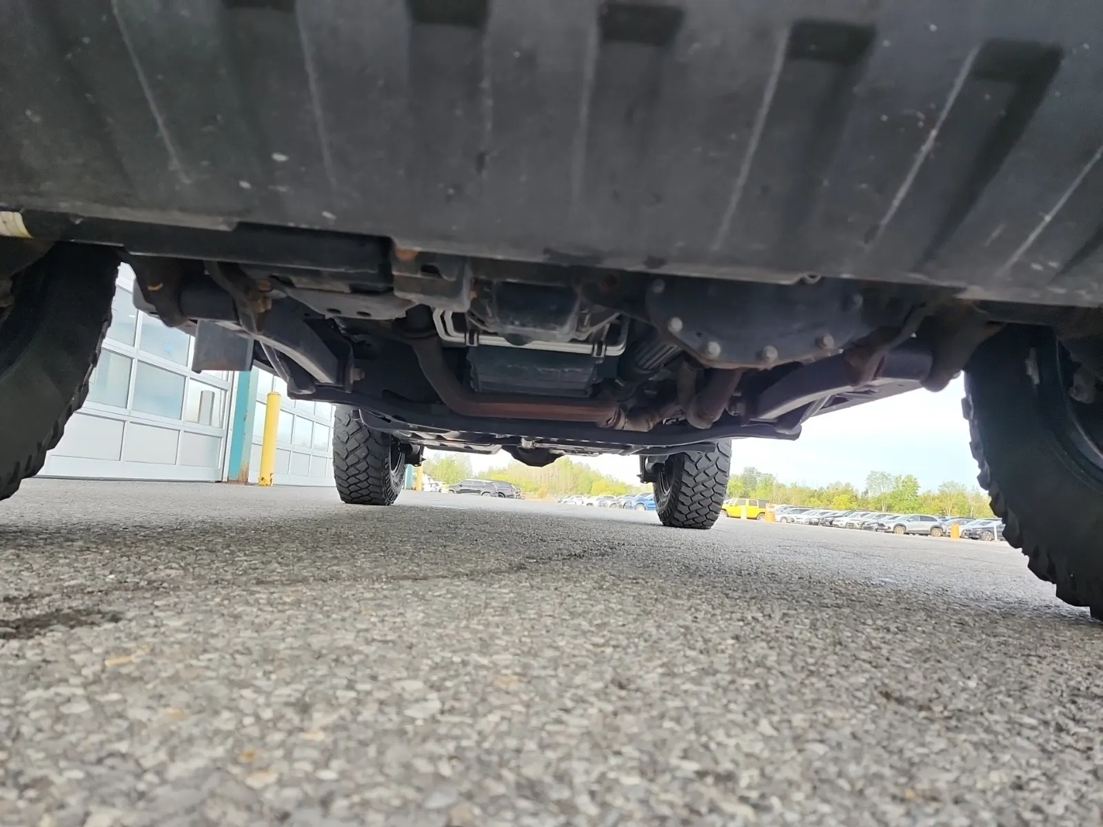 Undercarriage - Front Photo