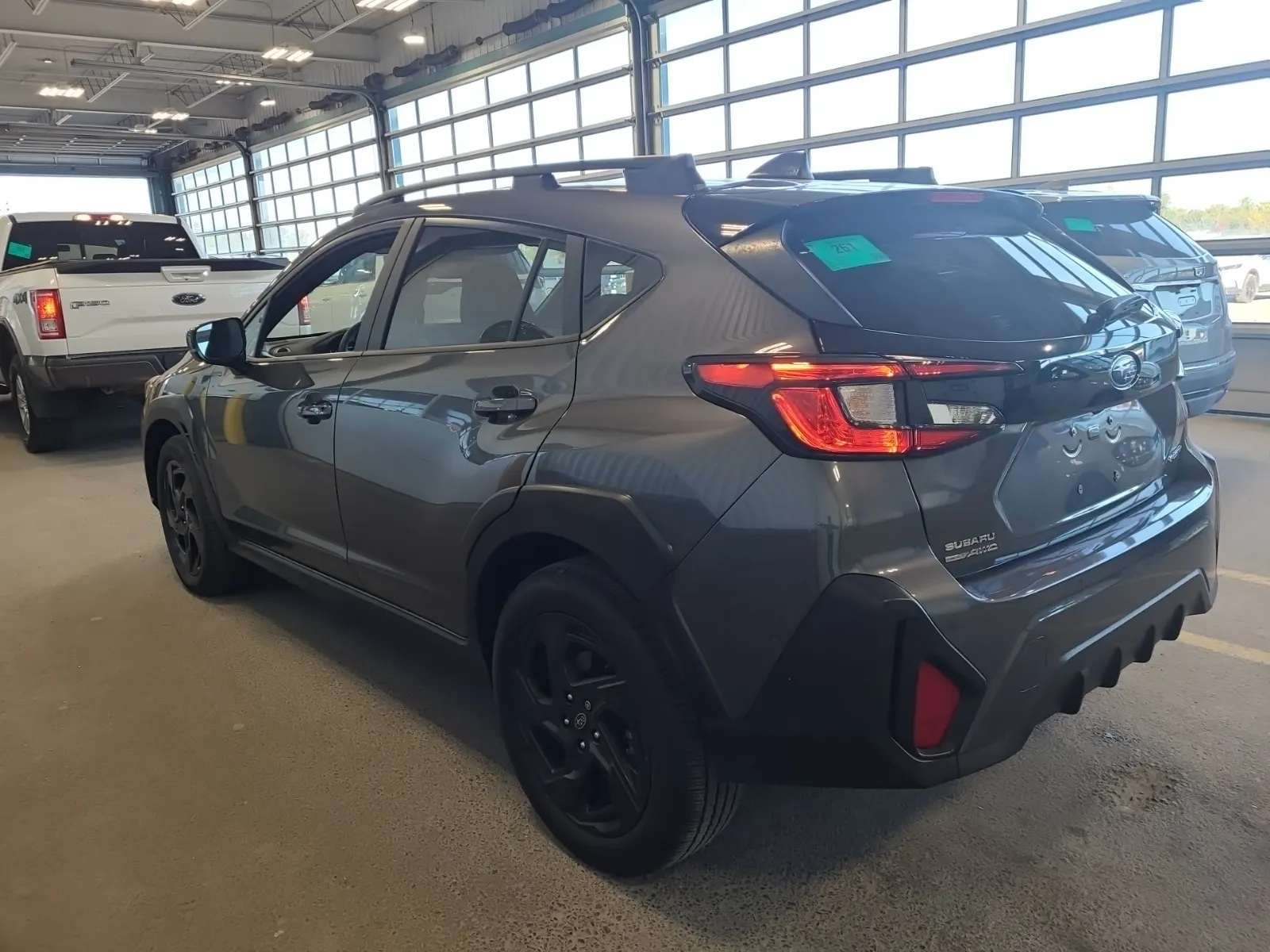 Driver Rear 3/4 Photo