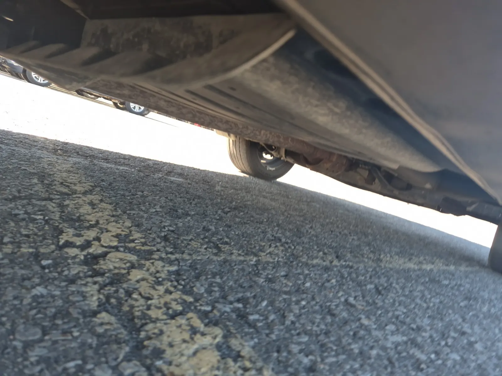 Undercarriage - Passenger Photo