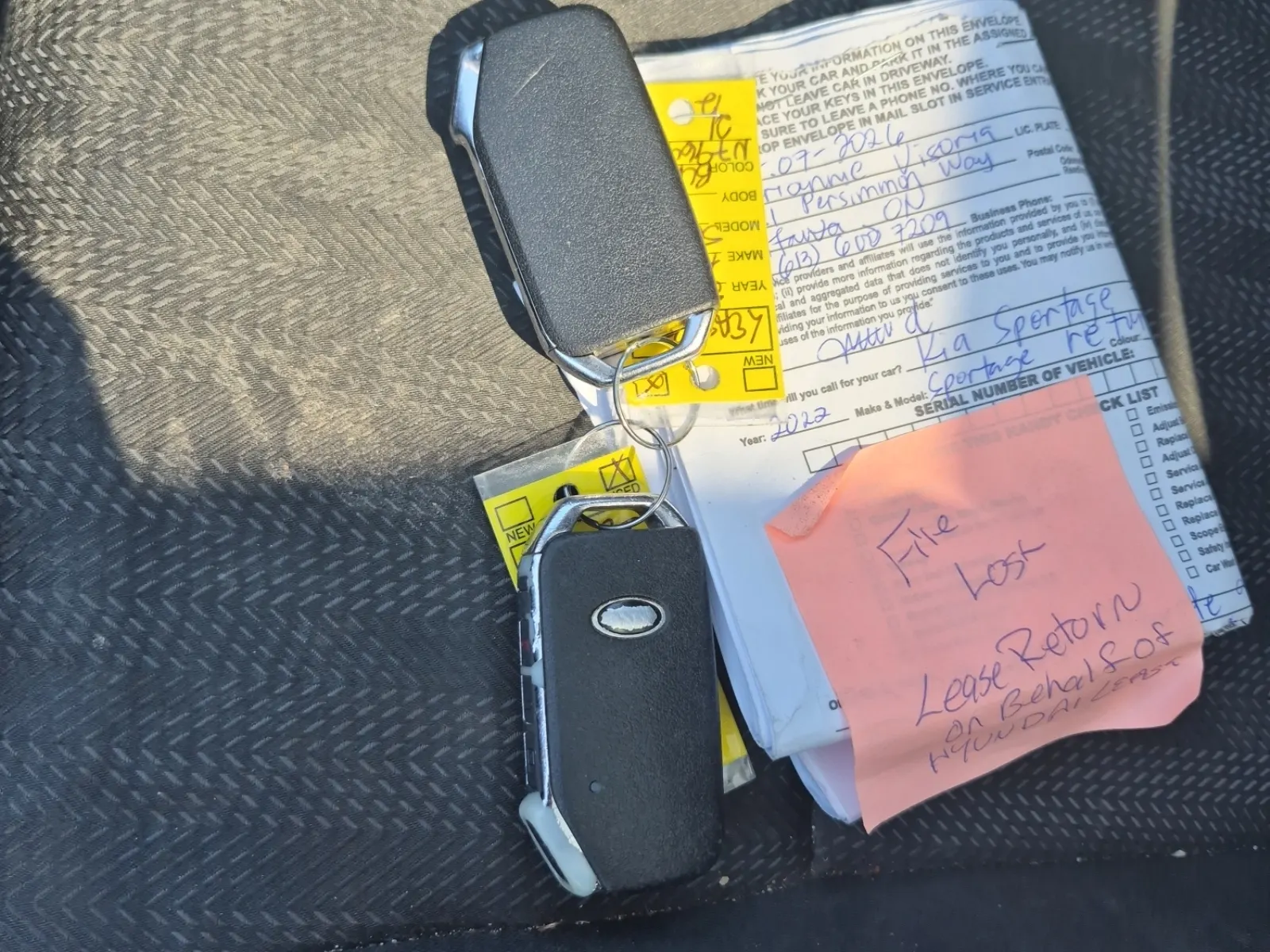 Keys/Fobs/Manual Photo