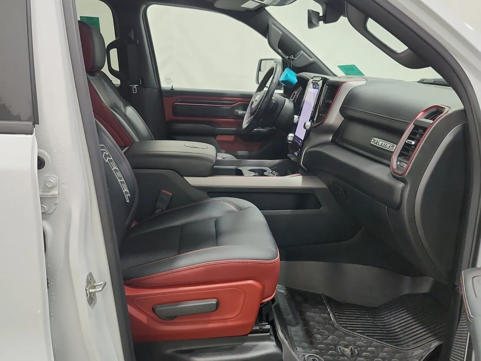 Right Side Interior Photo