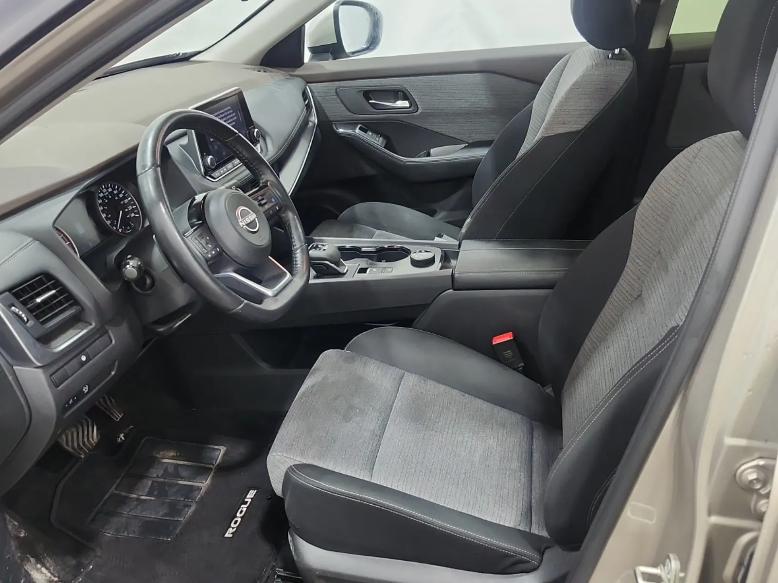 Front Interior Photo
