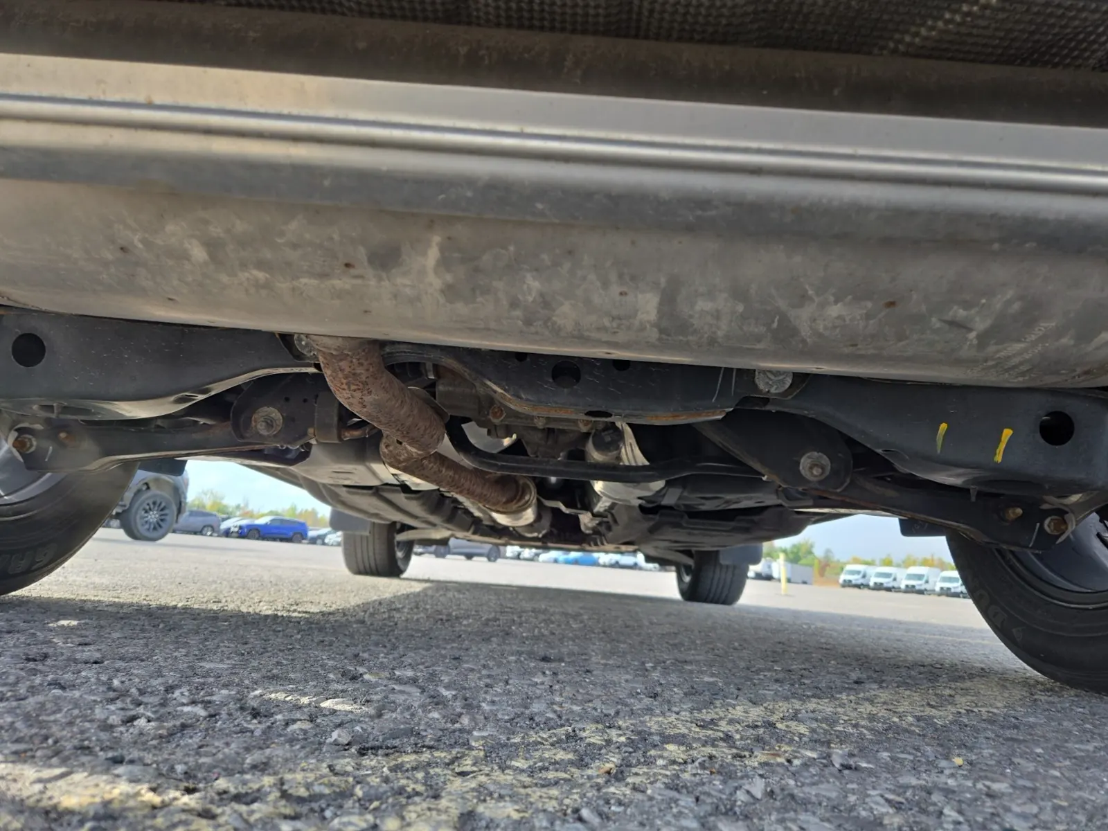 Undercarriage - Rear Photo
