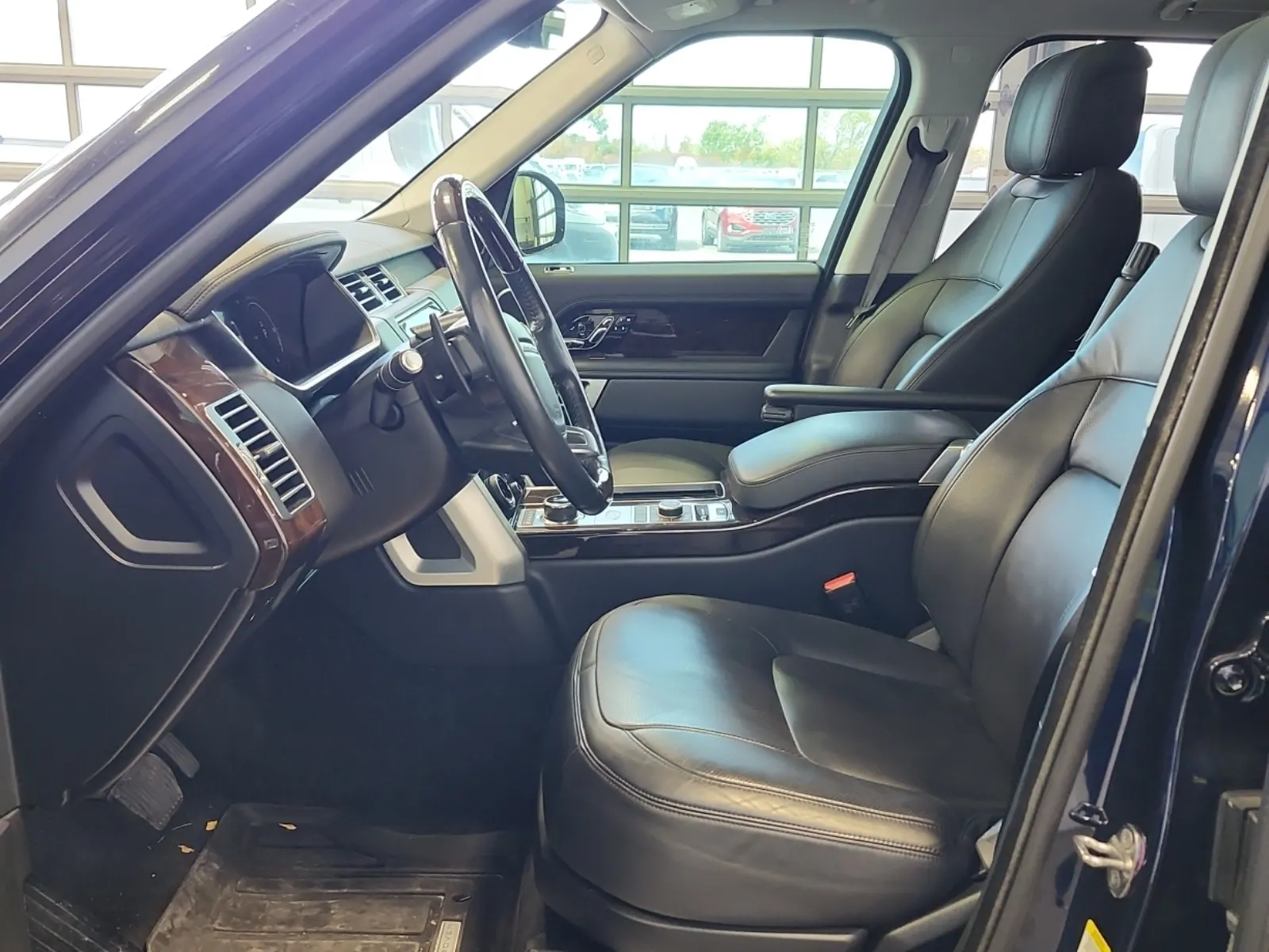 Front Interior Photo