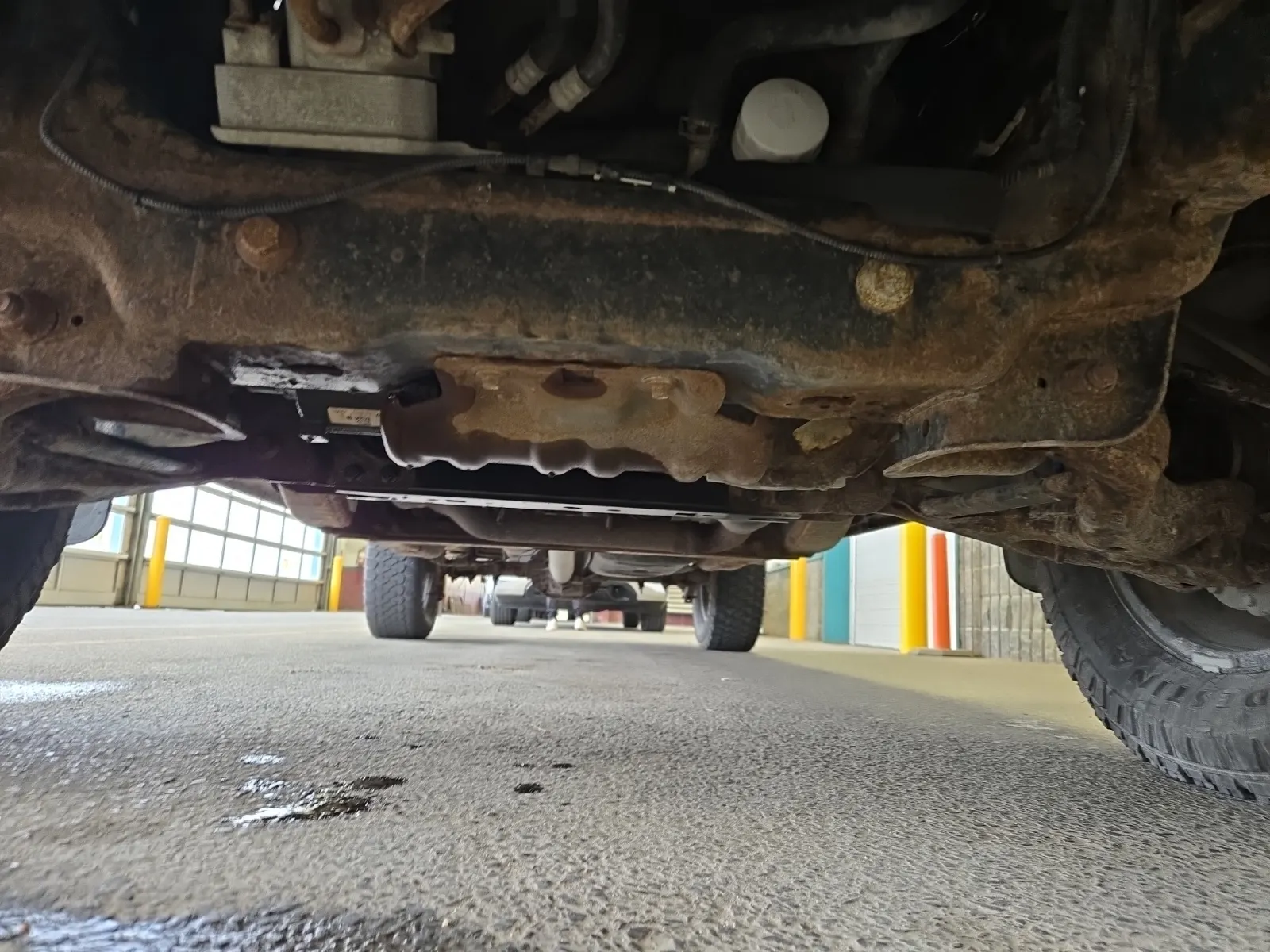 Undercarriage - Front Photo