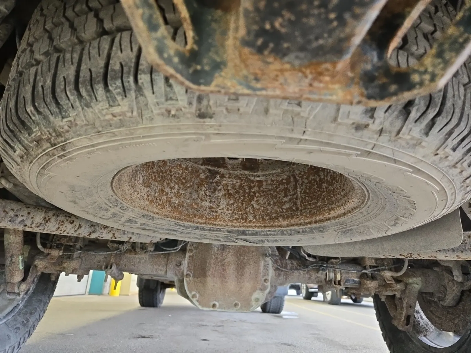 Spare Tire & Wheel Photo