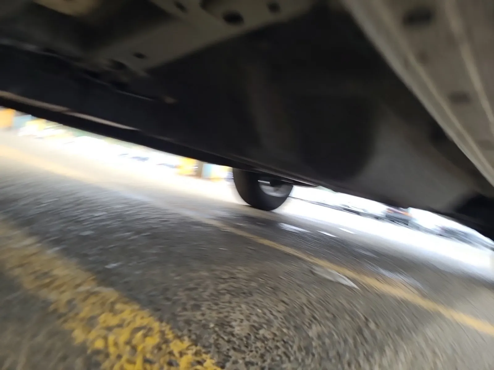 Undercarriage - Driver Photo