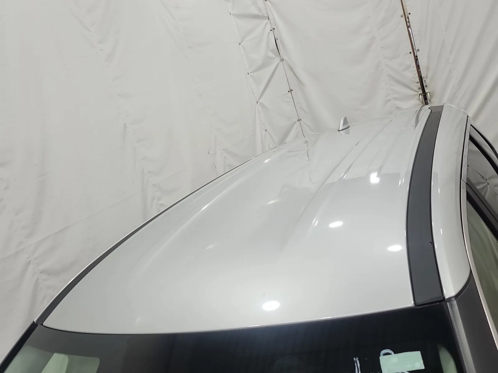 Exterior Roof Photo