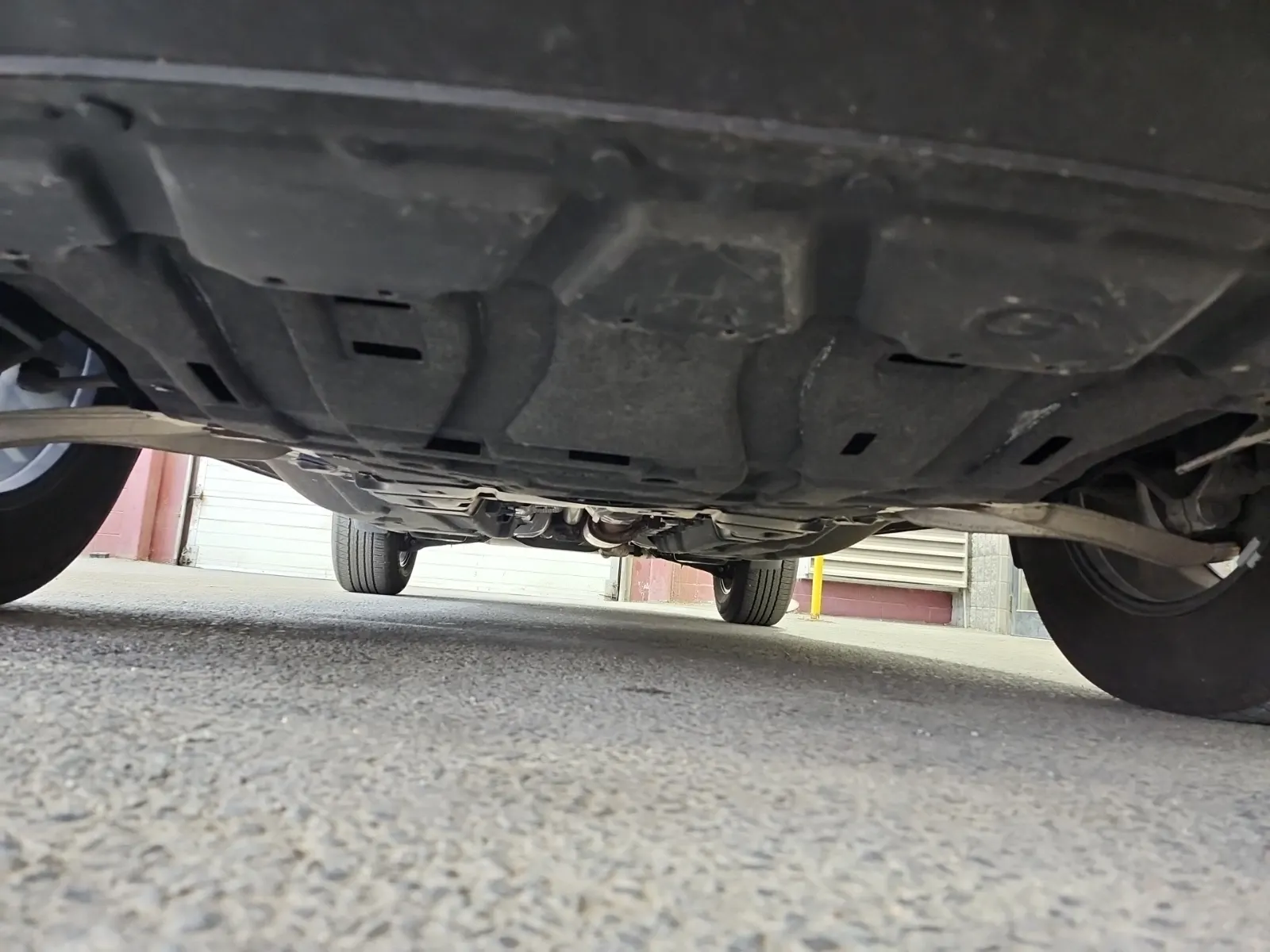 Undercarriage - Front Photo