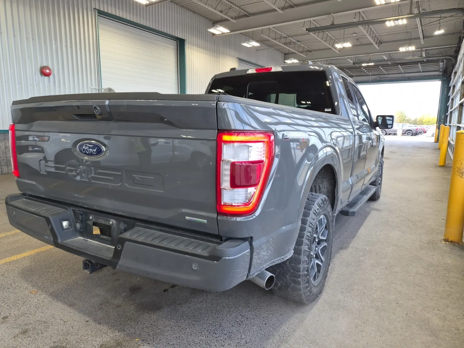 Passenger Rear 3/4 Photo