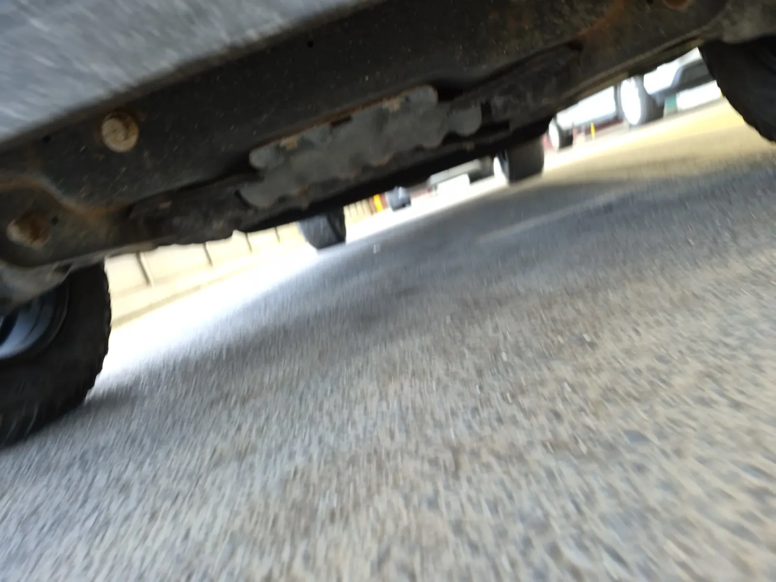 Undercarriage - Front Photo