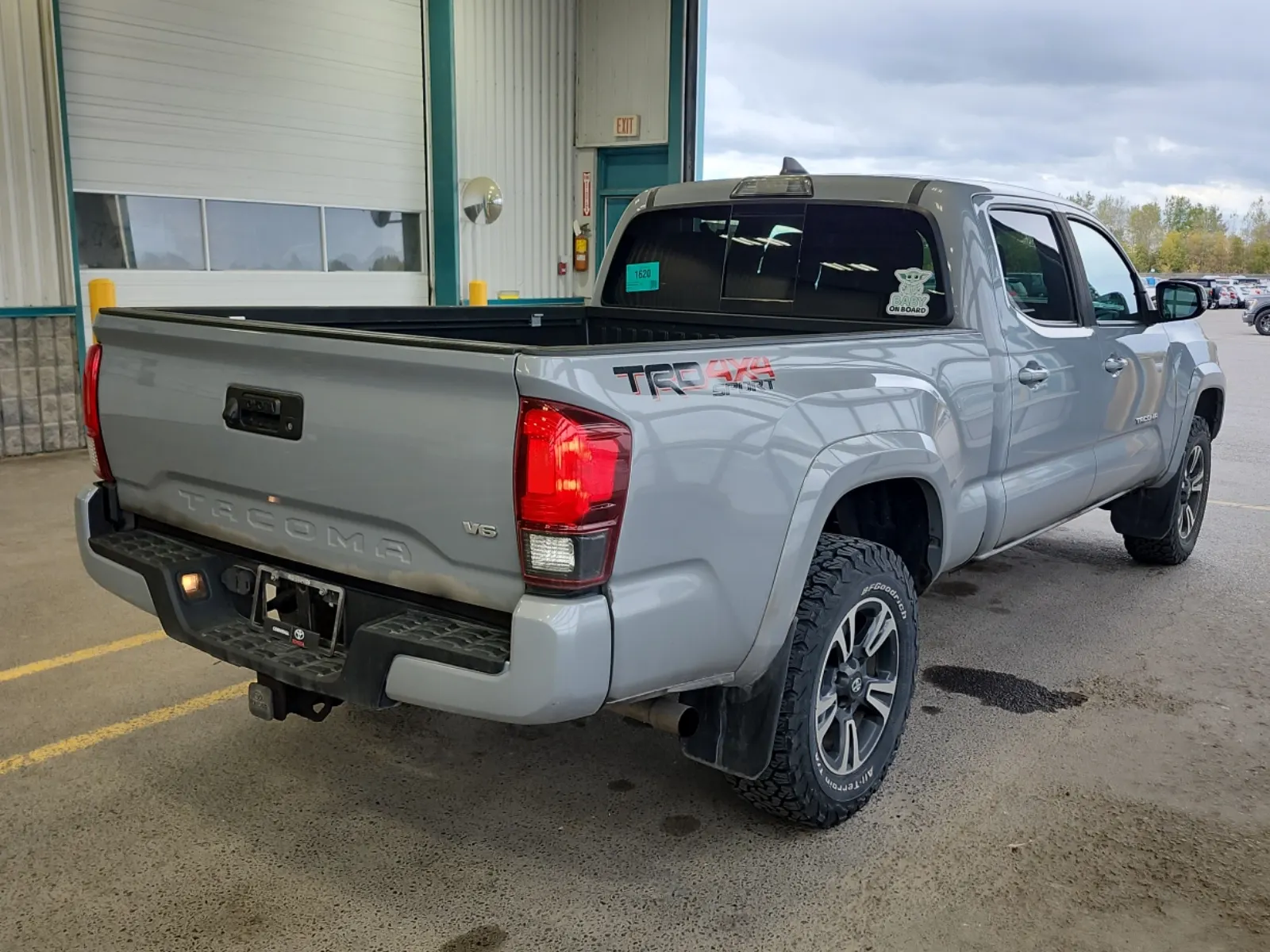 Passenger Rear 3/4 Photo