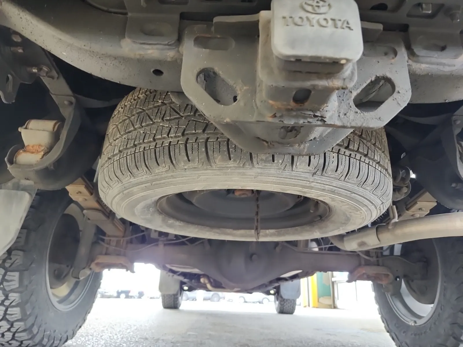Spare Tire & Wheel Photo