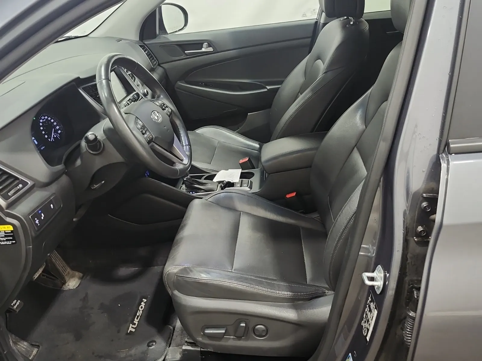 Front Interior Photo